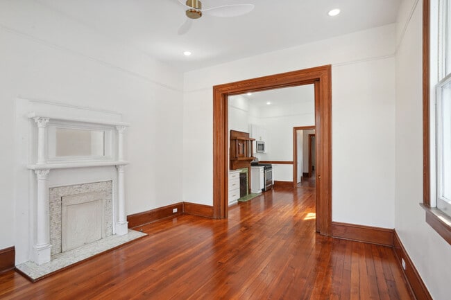 Photo - 507-09 Short St