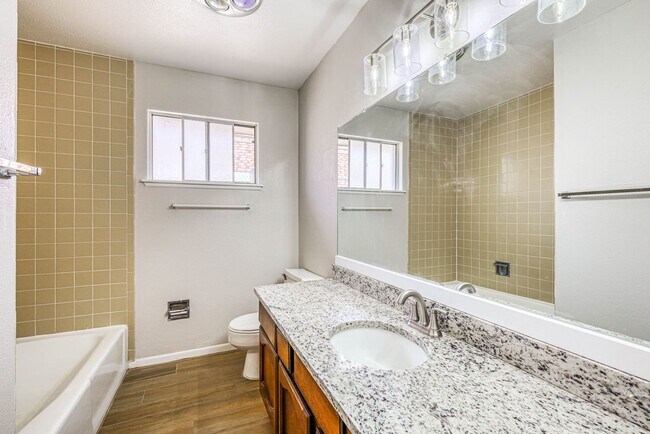 Photo - 601-603 Alicante Way Unidad 603 Alicante Way
