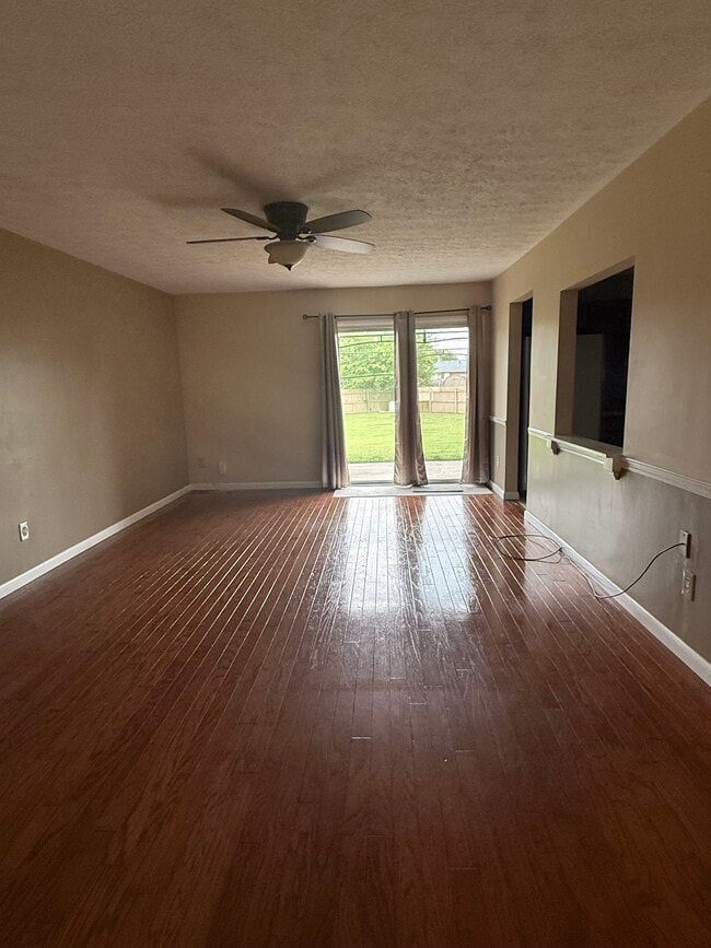 Photo - 2427 Latrobe Ave