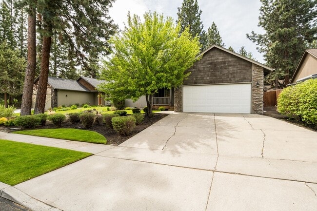 Photo - 19899 Antler Point Dr