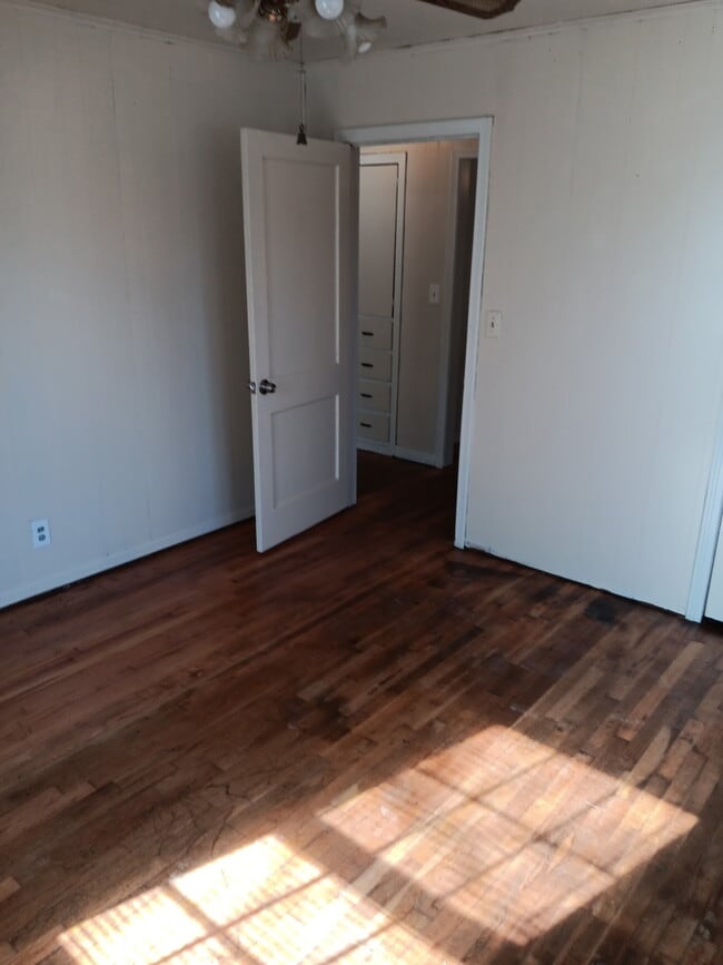 Photo - 1313 Denson Dr