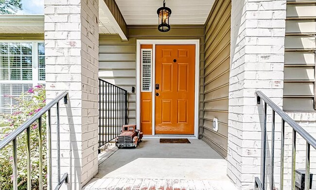 Photo - NEW LISTING!!!! Dont Miss Out