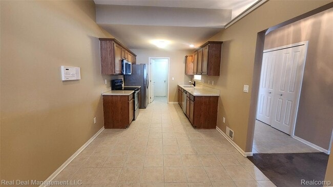 Photo - 6146 Lone Oak Cir Unit 2