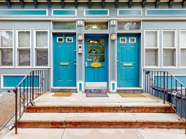 Building Photo - 466 Monmouth St Rental