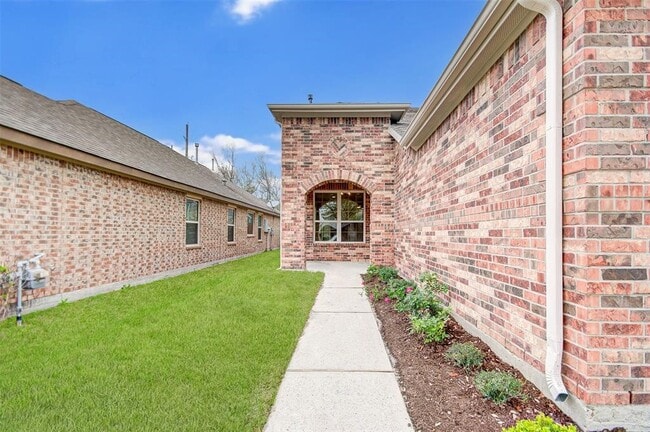 Building Photo - 1610 Thornhollow Dr Rental