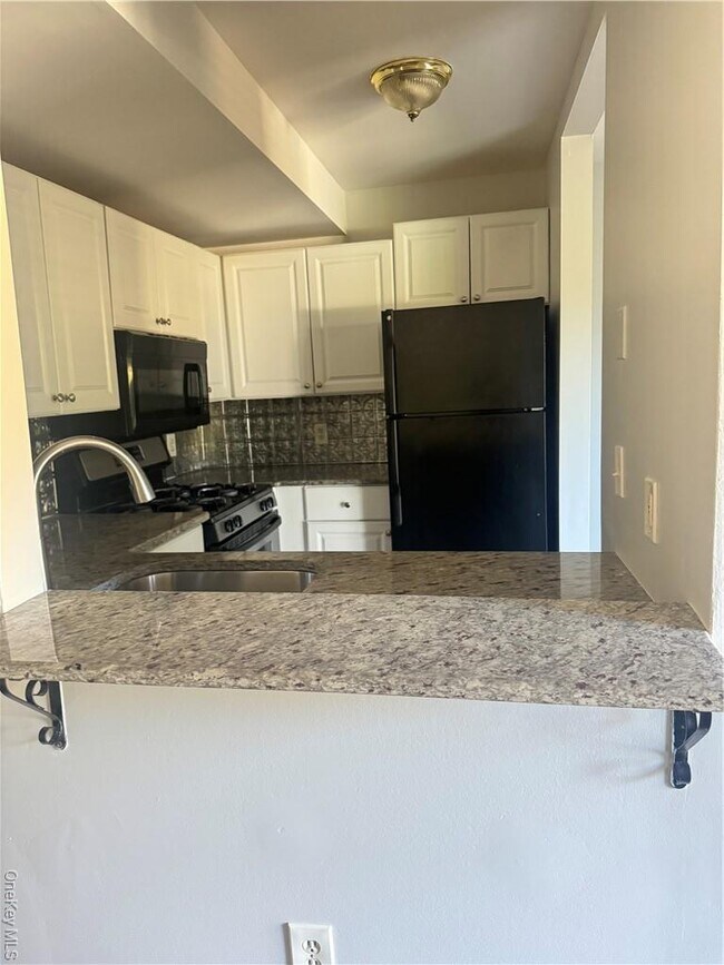 Photo - 1 Lexington Hills Rd Unit 7