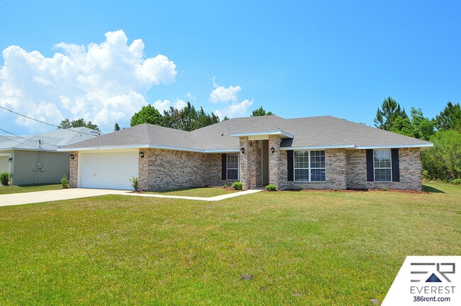 30 Lancelot Dr