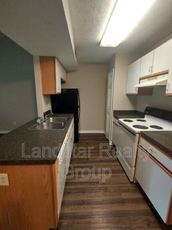 4901 Villa Fair rd Townhome Townhome Rental in Louisville KY