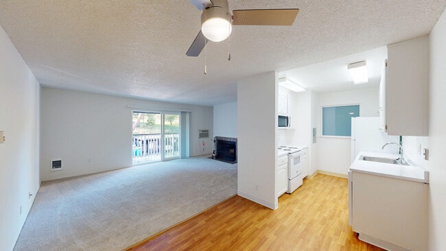 Building Photo - 445 Ignacio Blvd Unit 348