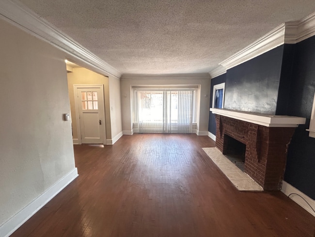 Photo - 2454 Virginia Park St