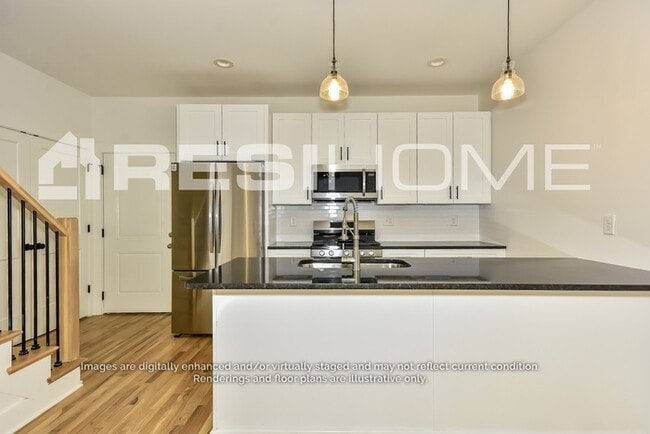 Photo - 223 Lucile St