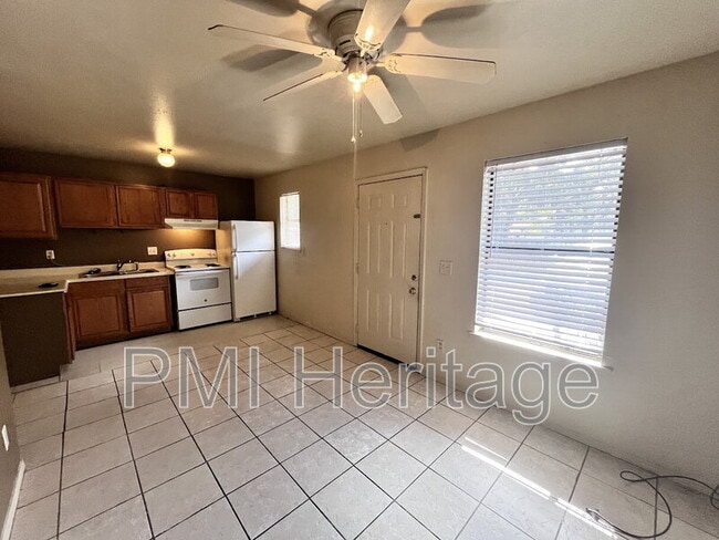 Building Photo - 809 E Huntsville Ave Unit Apt 101