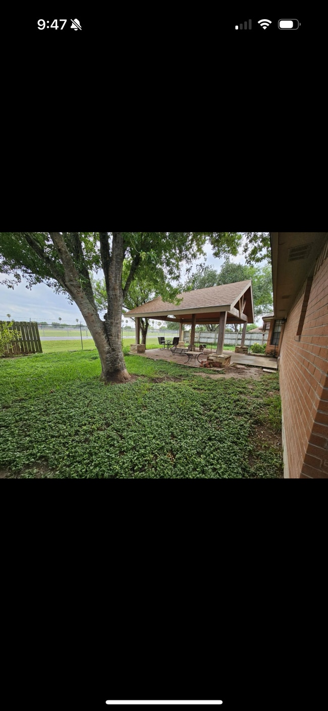 Photo - 802 E Robin Ave