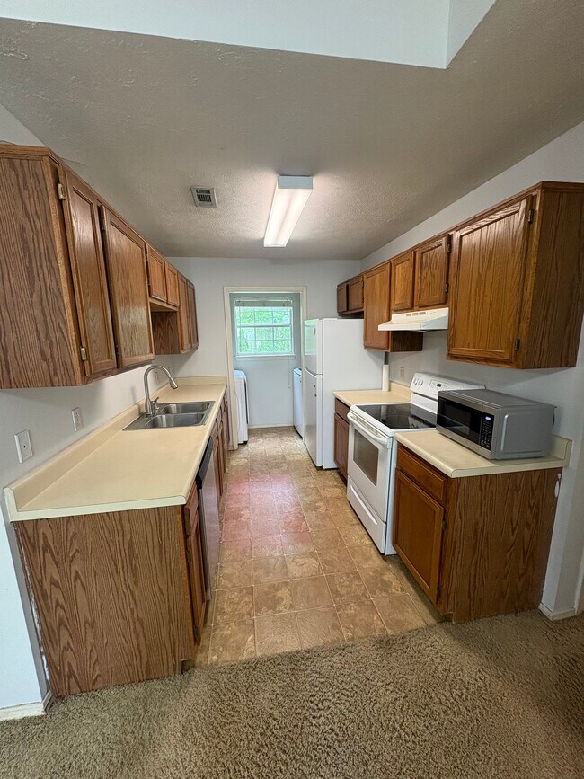 Photo - 2041 Wood Tree Ct