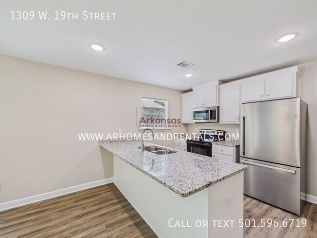 Photo - 1309 W 19th St