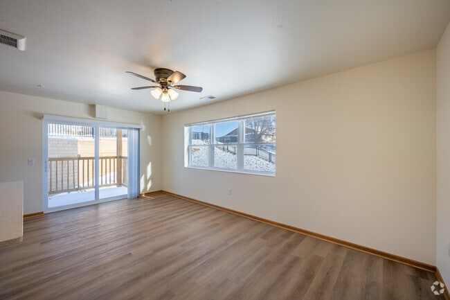 3BR, 2BR - 1,100SF - Living Room