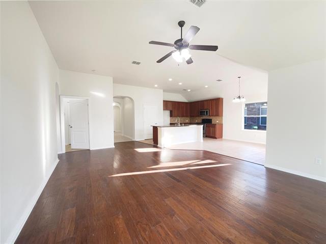 Photo - 500 Maverick Dr