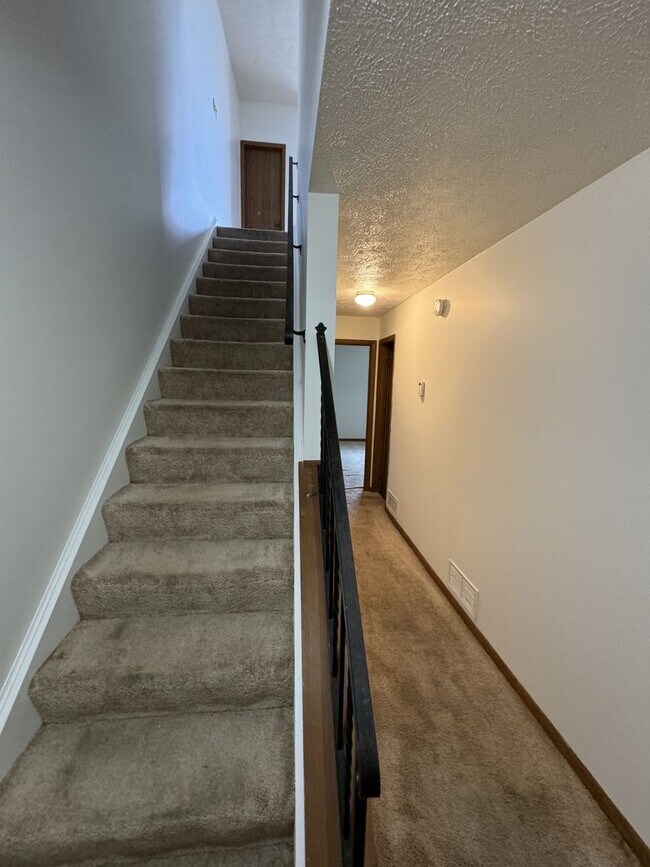 2 Bedroom, 1.5 Bathroom Duplex in Mt. Oliver Townhome Townhome Rental