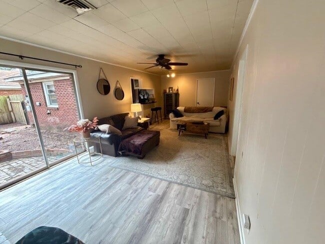 Photo - 4623 Leatherwood Ave