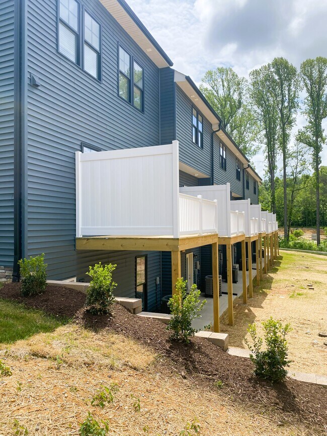 67 High St Townhome Townhome Rental in Lynchburg VA