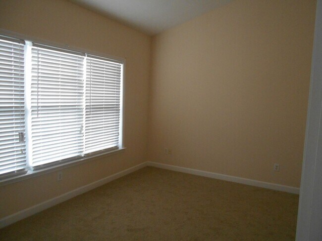 Photo - 3 bedroom, 2 bath condo in Carolina Willows Unidad 11-E