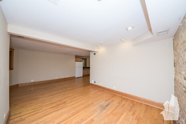 Photo - 2611 N Sawyer Ave Unit 2