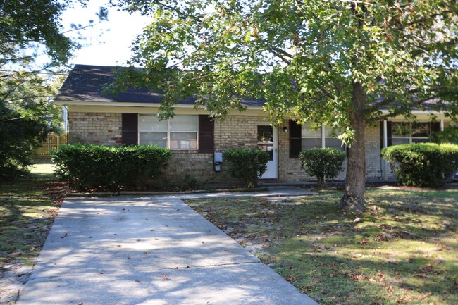 2 Bedroom Duplex - 2 Bedroom Duplex House