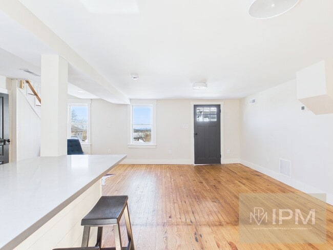 Photo - 305 W Broadway Unit 305.5 W Broadway - Rear