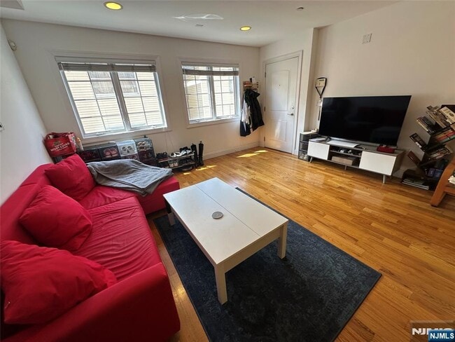 Photo - 124 68th St Unit 205