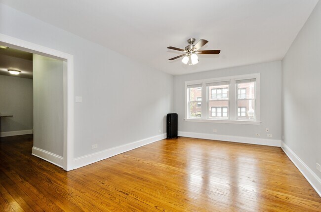 1611 W Juneway Terrace