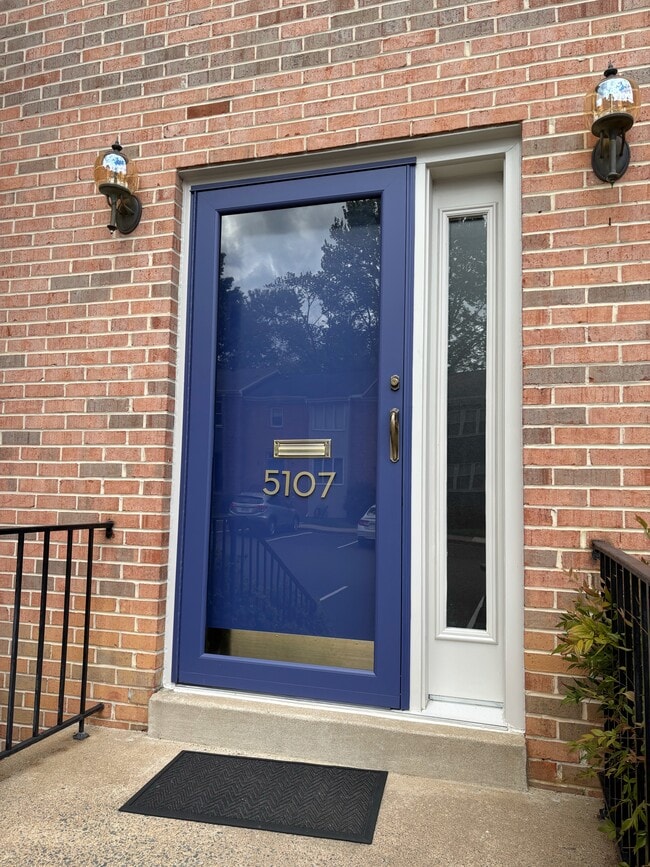 Photo - 5107 Cliffhaven Dr Townhome