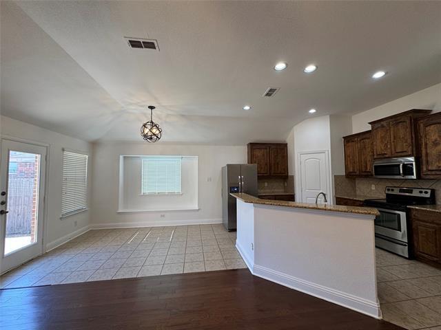 4036 Eric Dr