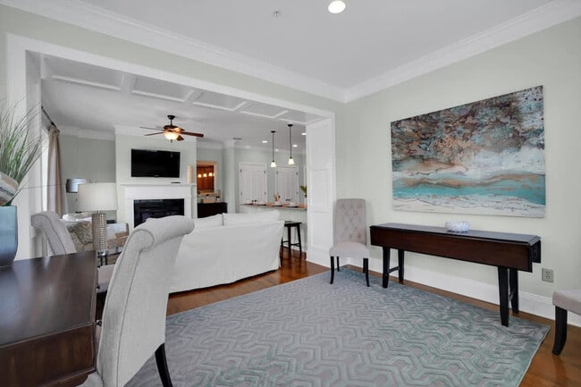 Photo - 165 W Bay St Unidad ID1244806P