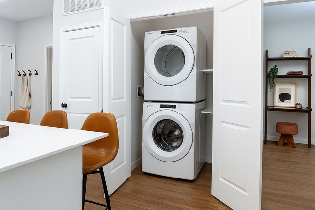 In-home full-size washer and dryer - Avalon Quincy Adams