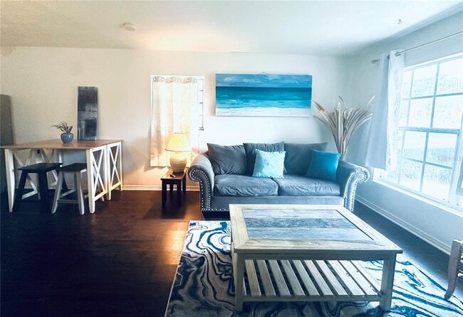 Photo - 4716 W Wisconsin Ave