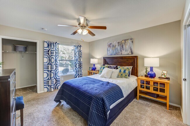 Ascent at Silverado Apartment Homes