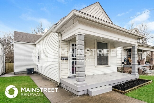 Photo - 3618 Bank St