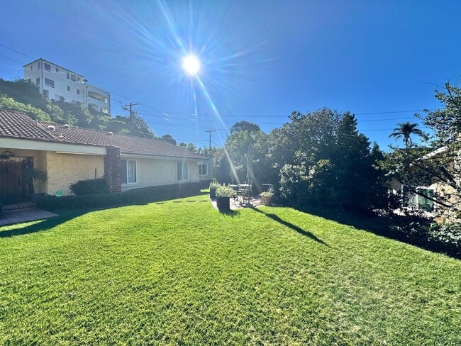 Photo - Grandridge Unit 246 Grandridge Court- House