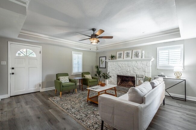 Photo - 103 S Germantown Rd