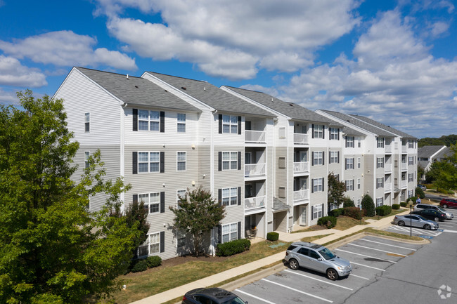 Building Photo - The Summit at Owings Mills Apartments