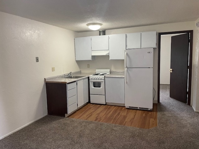 Photo - Hide-A-Way Apartments