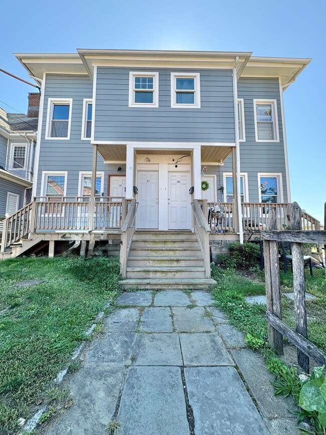 Building Photo - 126 Burroughs St Unit 130