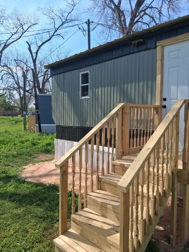 151 Fredrick St