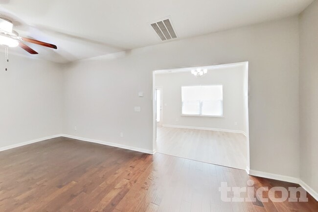 Photo - 209 Ashmere Ct