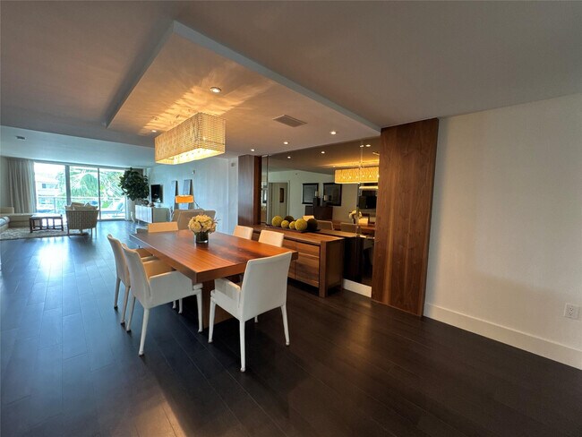 Photo - 9400 W Bay Harbor Dr Unidad 202