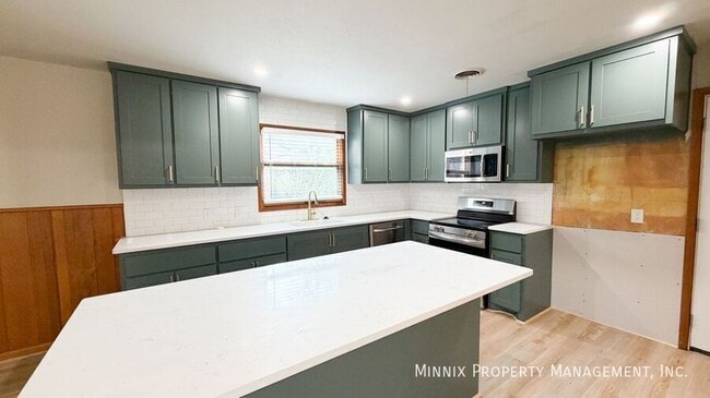 Photo - 3405 55th St