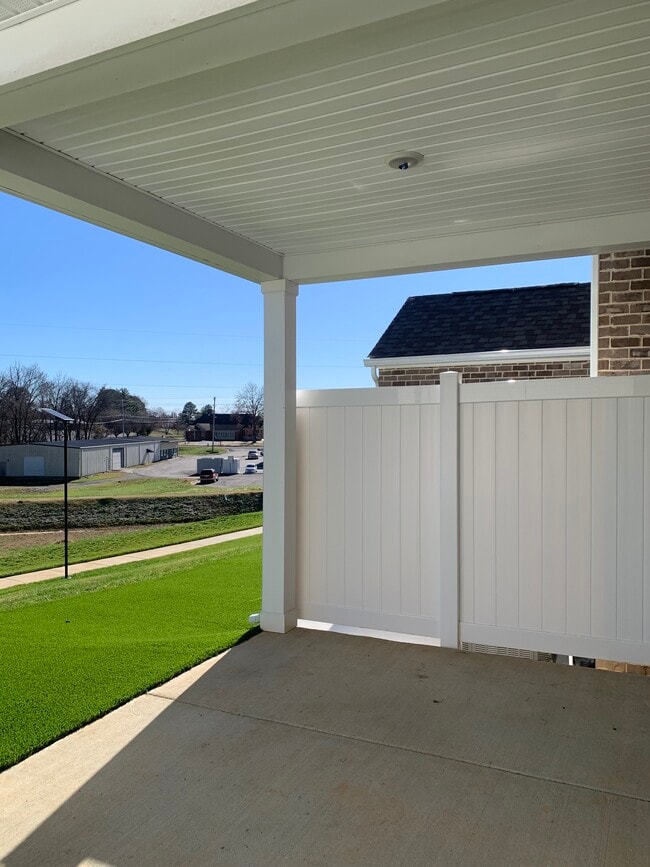 Photo - 7133 Mapleside Ln