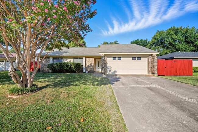 Building Photo - Charming 3-Bedroom Home in Keller ISD!
