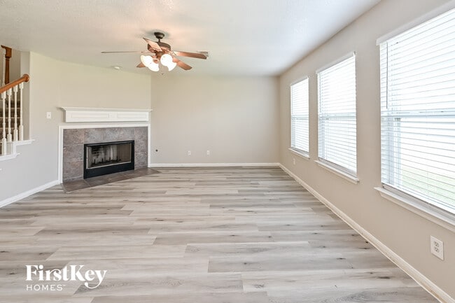 Photo - 25106 Twister Tr