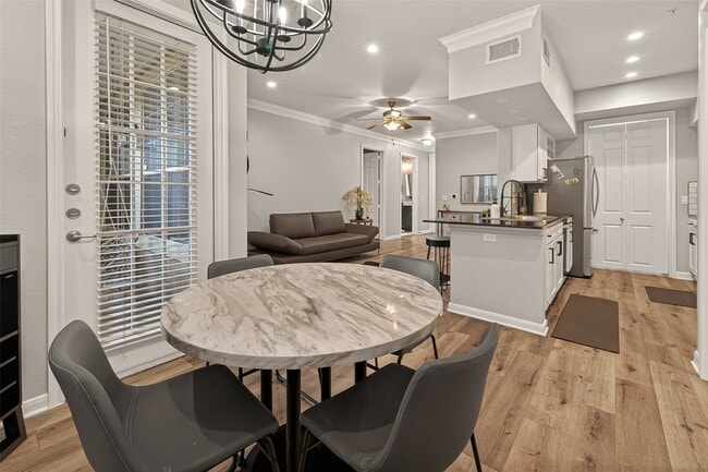 Photo - 7575 Kirby Dr Unidad 2103
